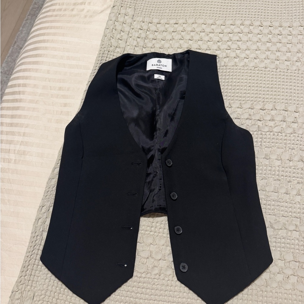 Aritzia Black Vest 00